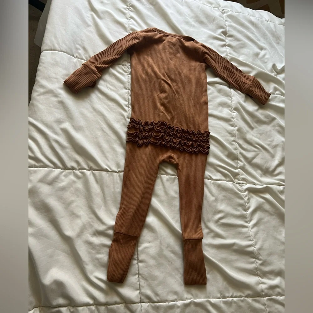 Ribbed Ruffle One-Piece Pajamas - Camel